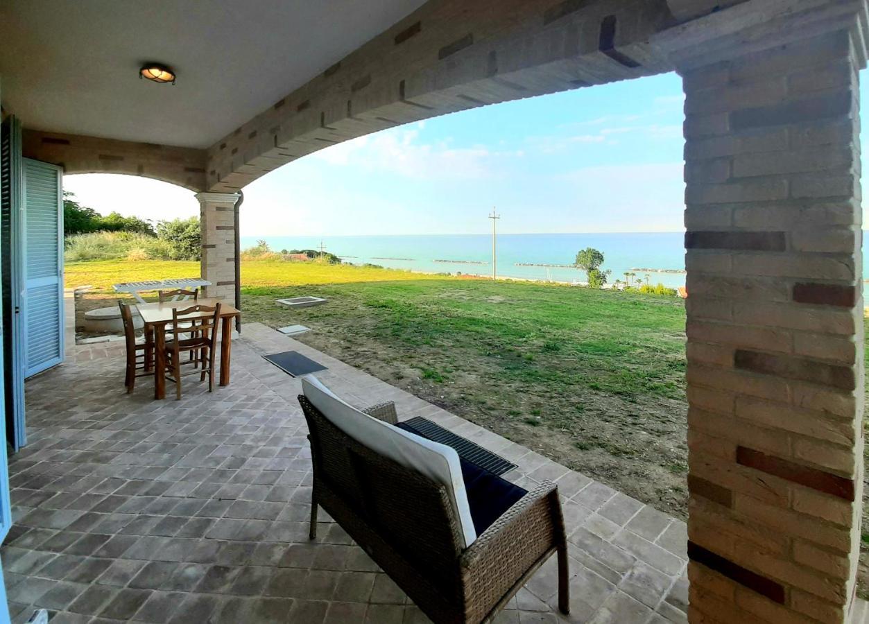Bio Agriturismo Mare In Campagna Campofilone Exterior foto